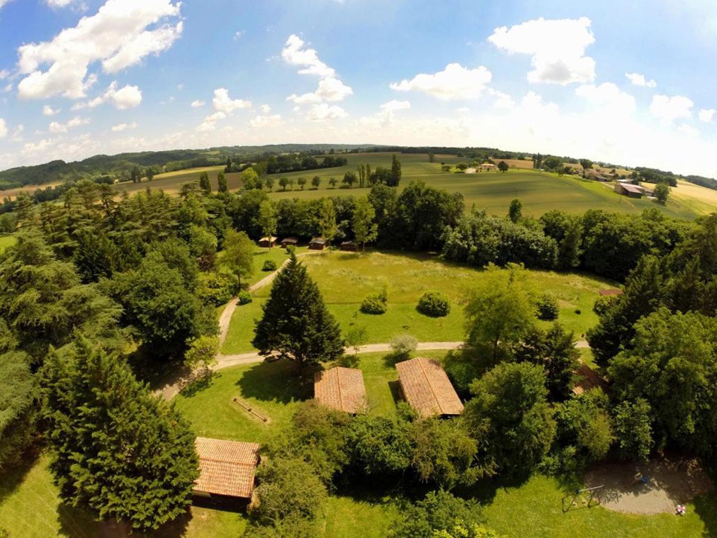 Montesquiou Camping Et Hotel Chateau Du Haget מראה חיצוני תמונה